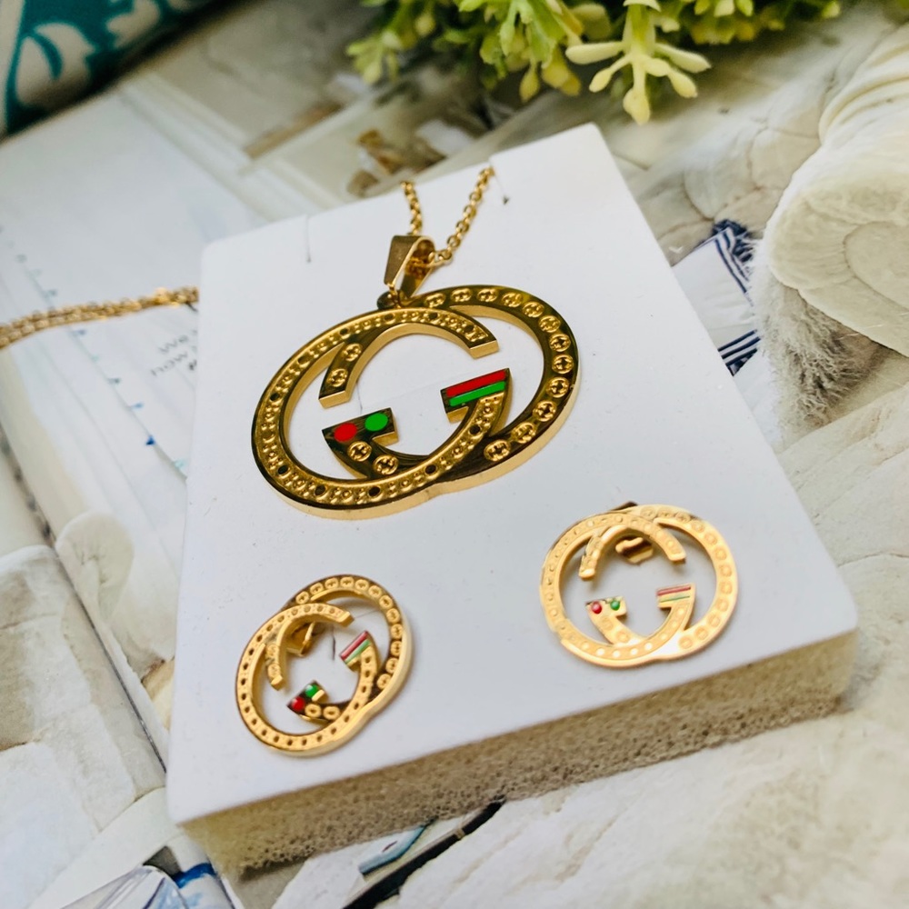 High End Gold Plated Set in Stainless Steel - Picture 4 of 8